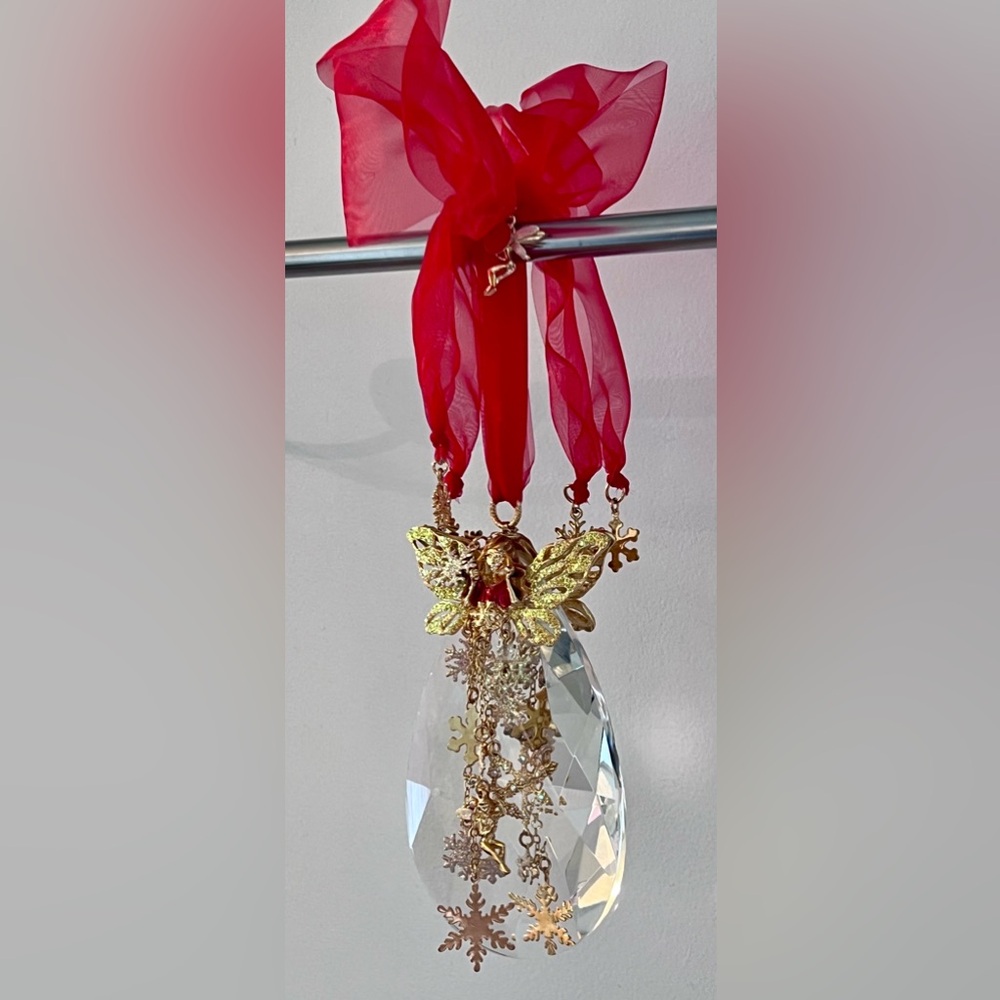 Kirk’s Folly Large Crystal Ornament